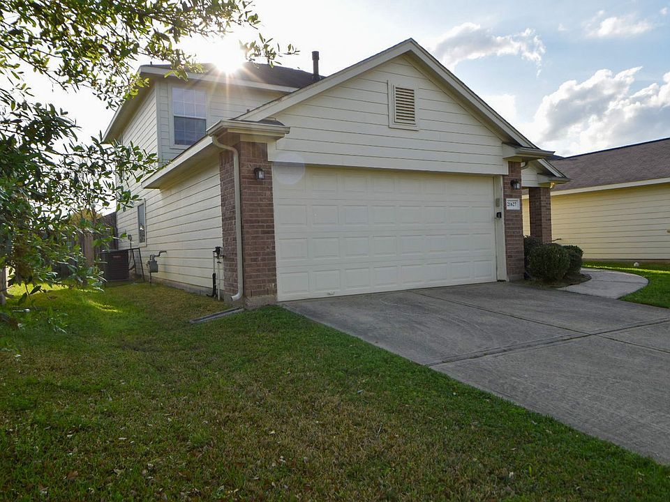 1st image of 21627 Donata Cir