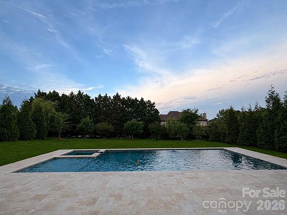 2nd image of 1311 Sunnys Halo Ln