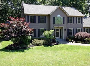 36630 Carriage Ln, Willoughby, OH 44094