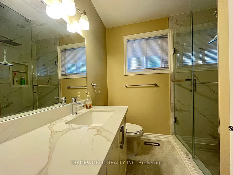 201 Hendon Ave #MAIN FLOOR — Photo 17