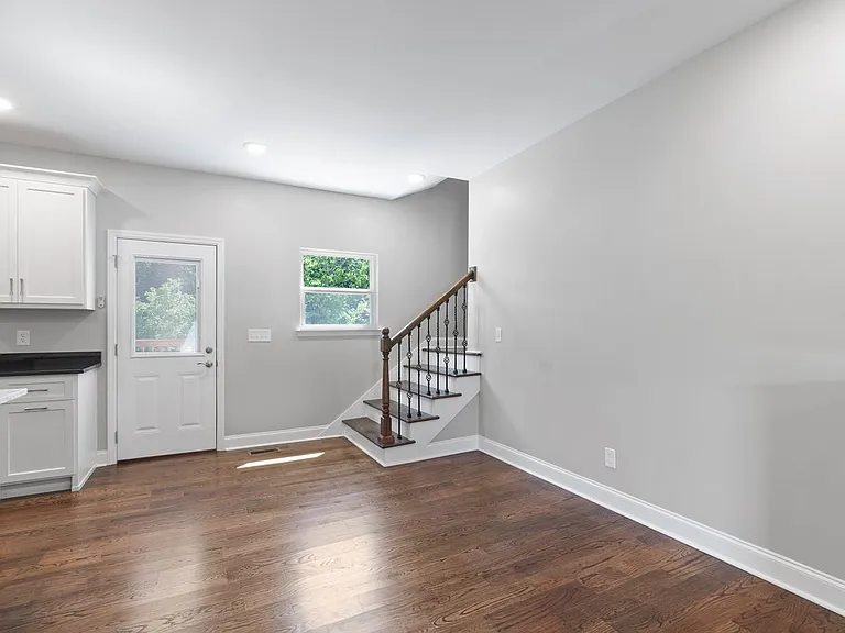 611 Sunset Valley Dr — Photo 23