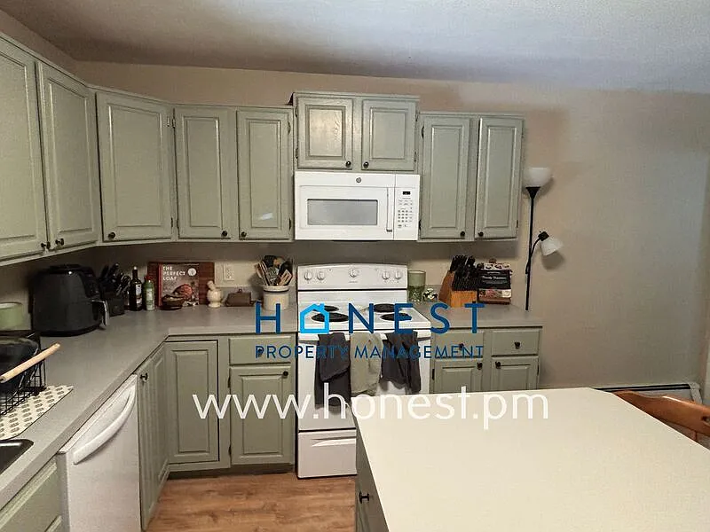 2 bed, 2.0 bath, $1,975 — Photo 4