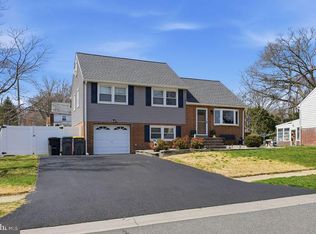 2620 Sherwood Dr, Wilmington, DE 19808