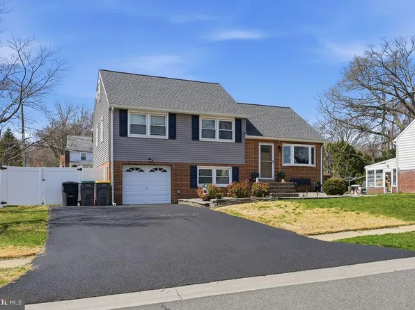 2620 Sherwood Dr, Wilmington, DE 19808