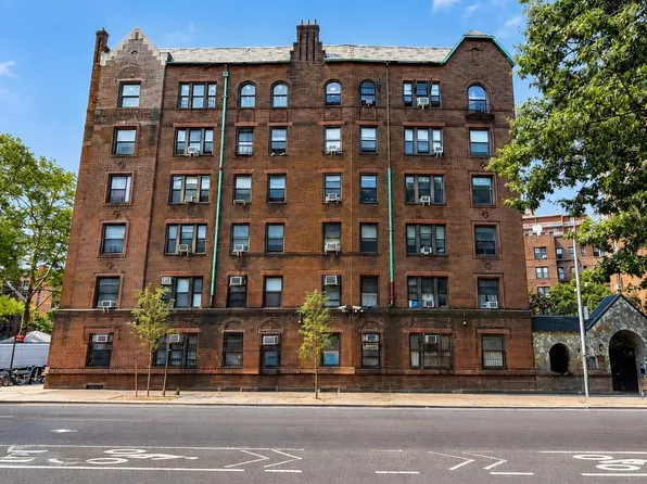 4220 Kissena Boulevard ES (5th Floor) Building 4, Flushing, NY 11355