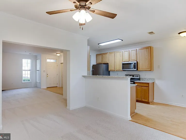 39 Harbour Heights Dr — Photo 17