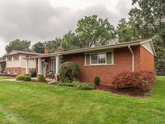 2nd image of 37156 Norene St