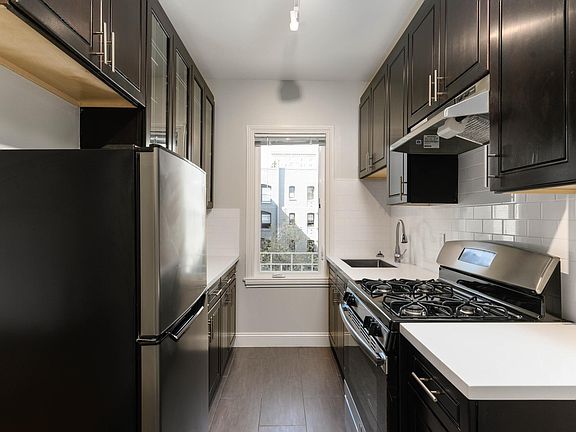 5th image of 625 Leavenworth St