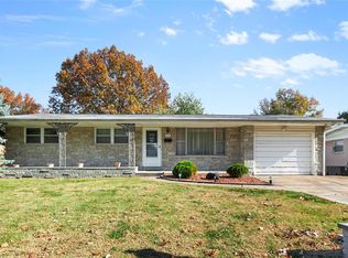 2040 Argo Dr, Florissant, MO