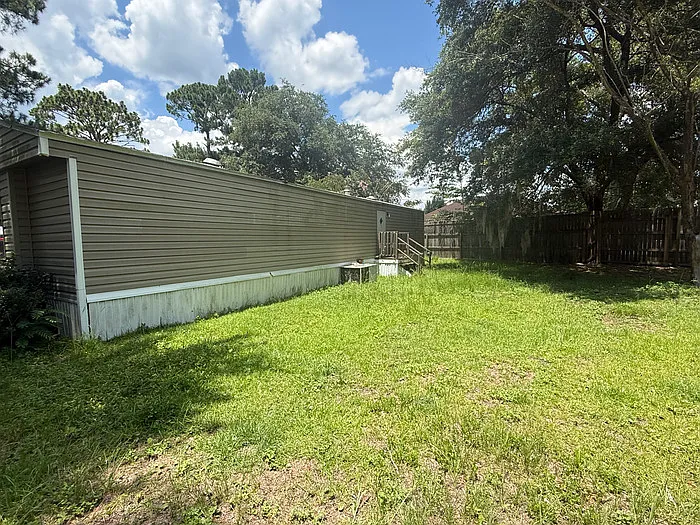 2 bed, 1.0 bath, $900 — Photo 2