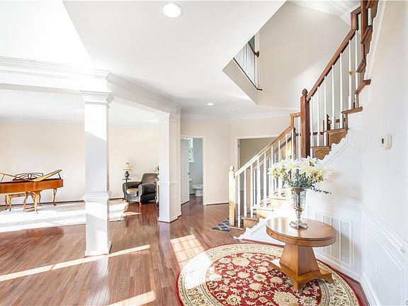 4th image of 3204 Lavecchia Way