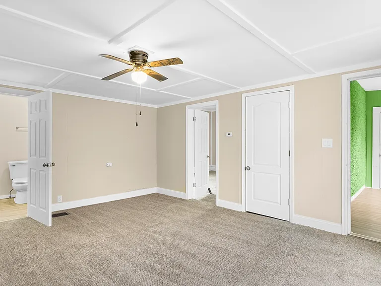 113 Barlow St #1 — Photo 16