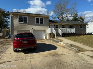 127 Mill St, South Toms River, NJ 08757