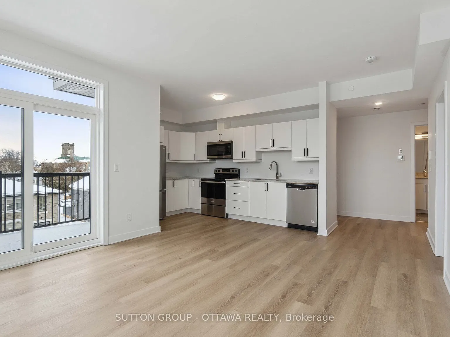2 bed, $2,100 — Photo 4