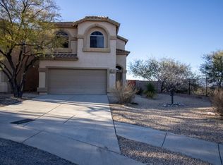 10814 S Lake Gambusi Dr, Vail, AZ 85641