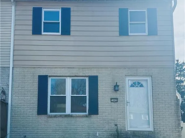 5600 Wedge Ln, Allentown, PA 18106