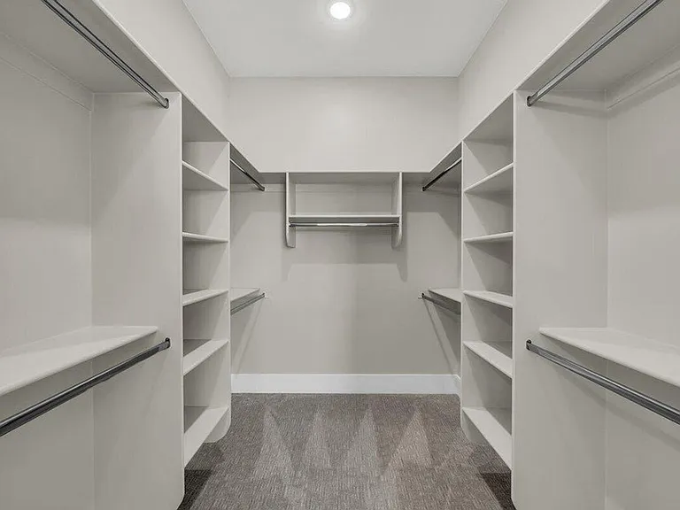 4159 S 490 E — Photo 20