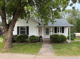 702 N Main St, Churubusco, IN 46723