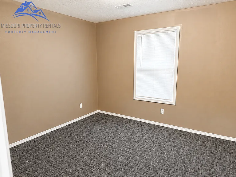 5005 Peach Dr — Photo 9