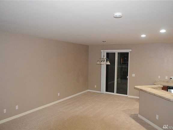 3rd image of 1462 51st Pl NE #703