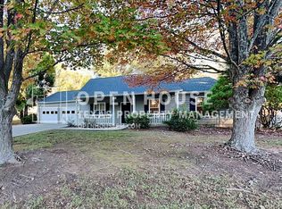 163 Springbrooke Trl, Dallas, GA 30157