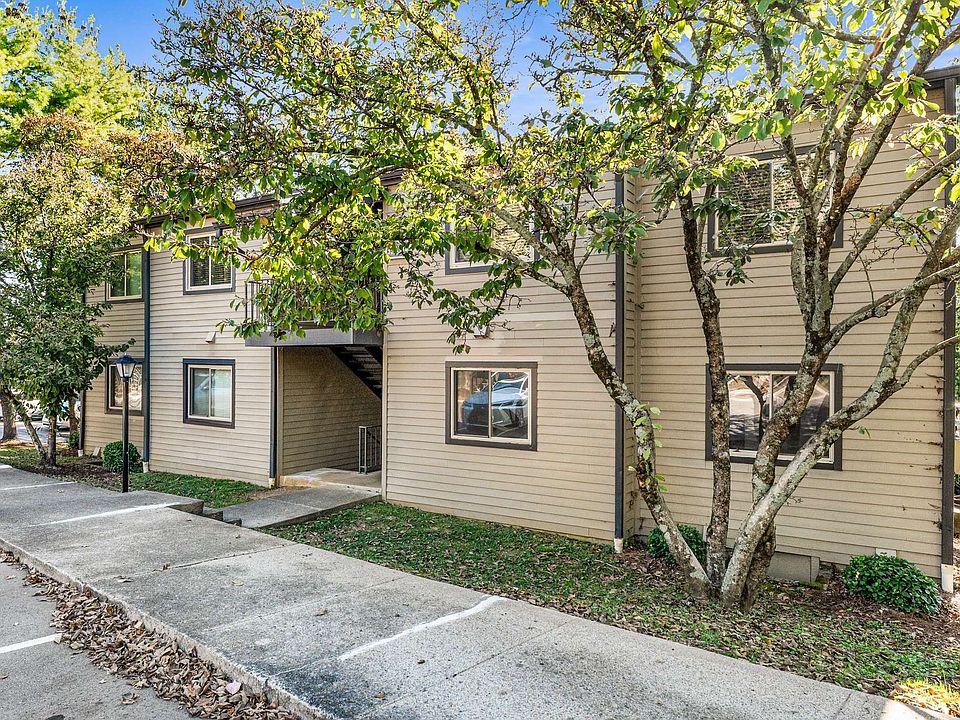 1st image of 314 Summit Ridge Cir