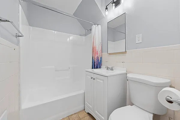 Rented by Century 21 Milestone Realty | media 19