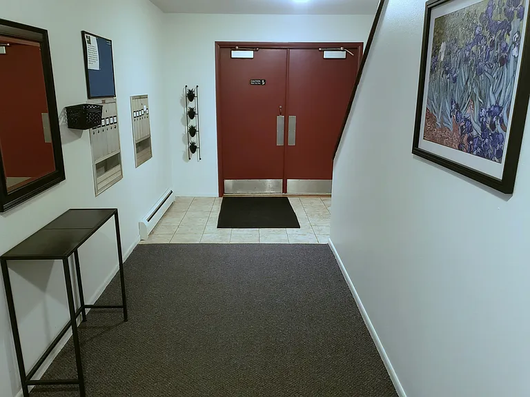 262 W Centralia St #9 — Photo 10
