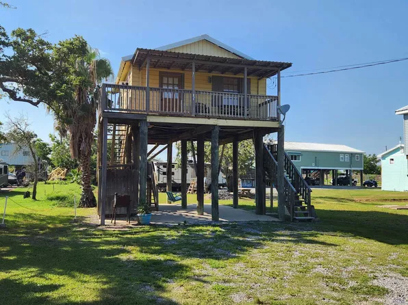 120 Hollygrove Ln, Grand Isle, LA 70358