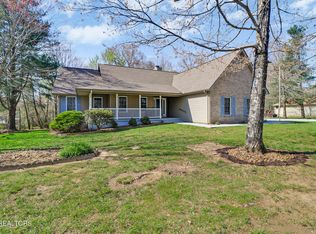 222 Pomeroy Dr, Fairfield Glade, TN 38558