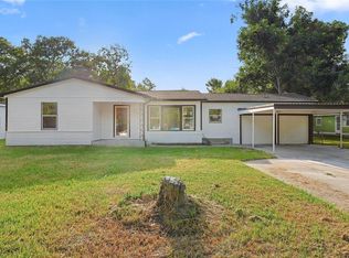 6714 E Bayou Dr, Hitchcock, TX 77563