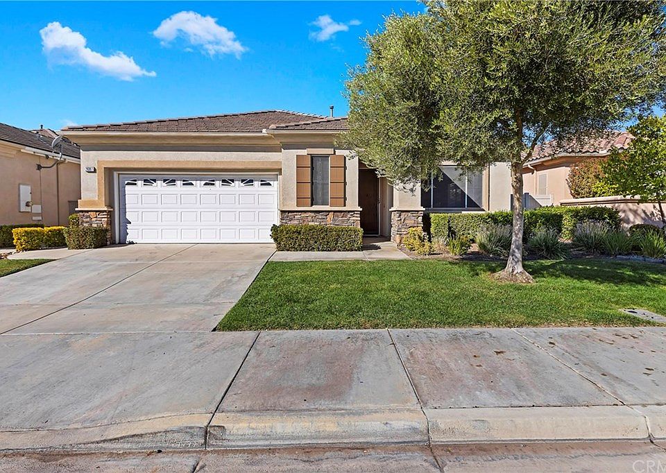 1st image of 29387 Winding Brook Dr