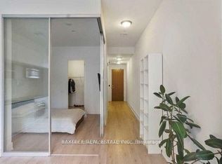 111 Saint Clair Ave W Unit 1026, Toronto, ON M4V 1N5