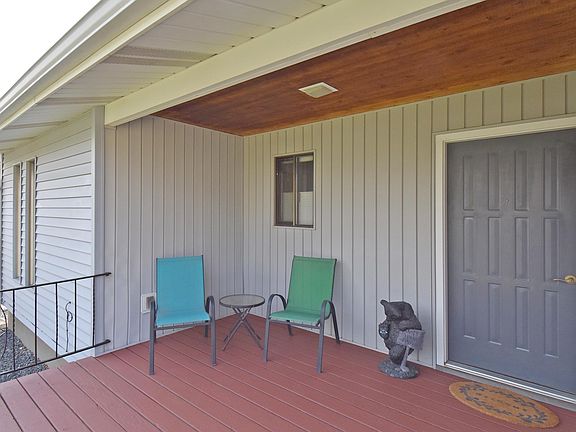 2nd image of 1971 Golfview Dr