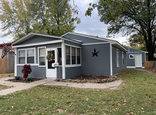 123 E Hannum St, Carterville, MO 64835