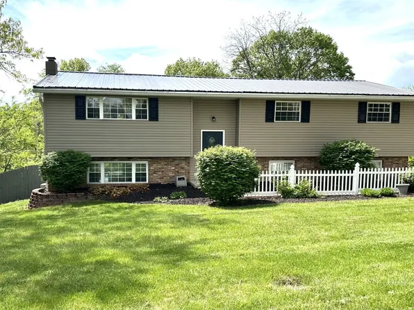 289 Carroll Rd, Athens, OH 45701