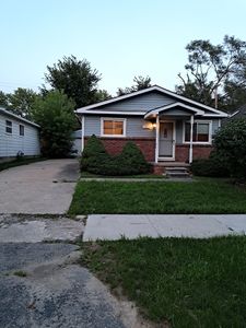 18634 E Inkster Rd W, Redford, MI, 48240
