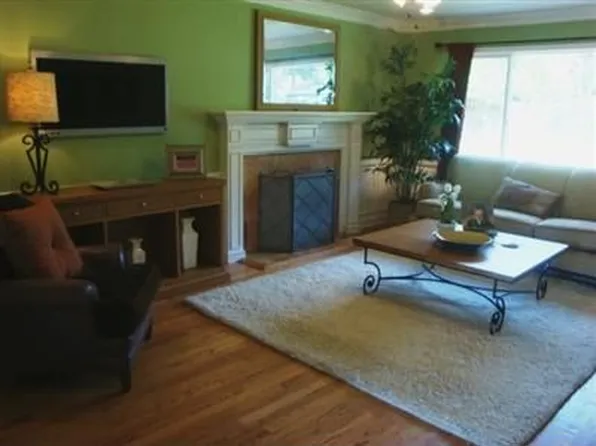 2300 Homewood Way, Carmichael, CA 95608