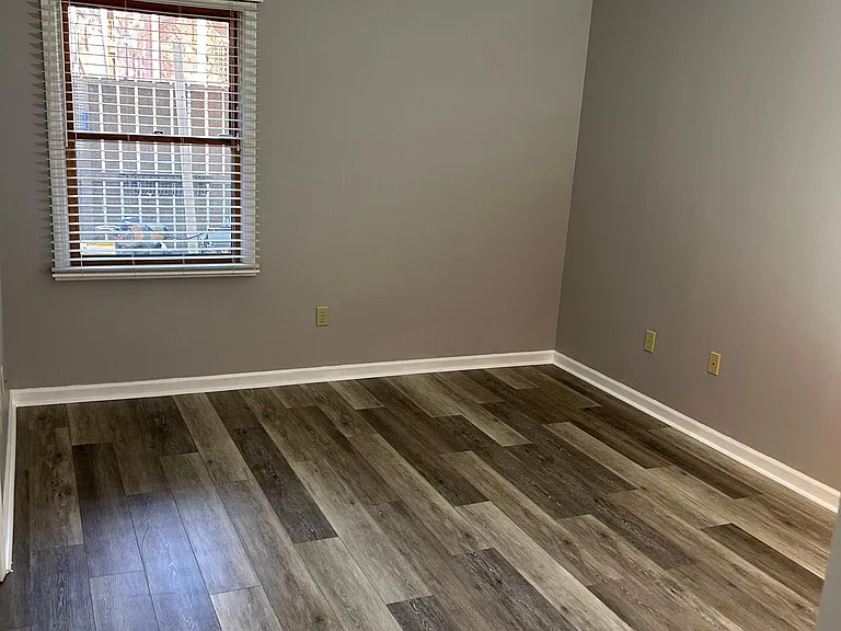 210 Westfield Dr #210 — Photo 4