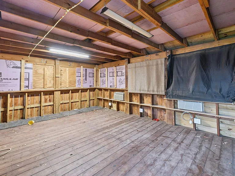 3503 Riverside Dr — Photo 23