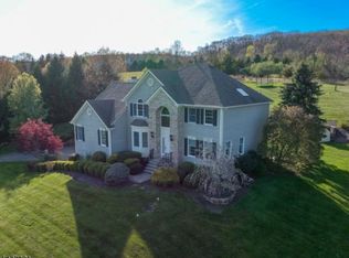 4 Terrill Dr, Califon, NJ 07830