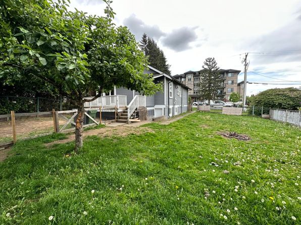 3 bedroom rental in Abbotsford — photo 16