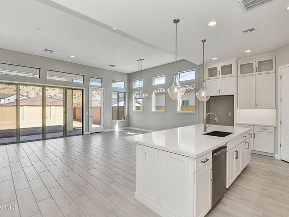 3rd image of 21408 W HILLCREST Boulevard