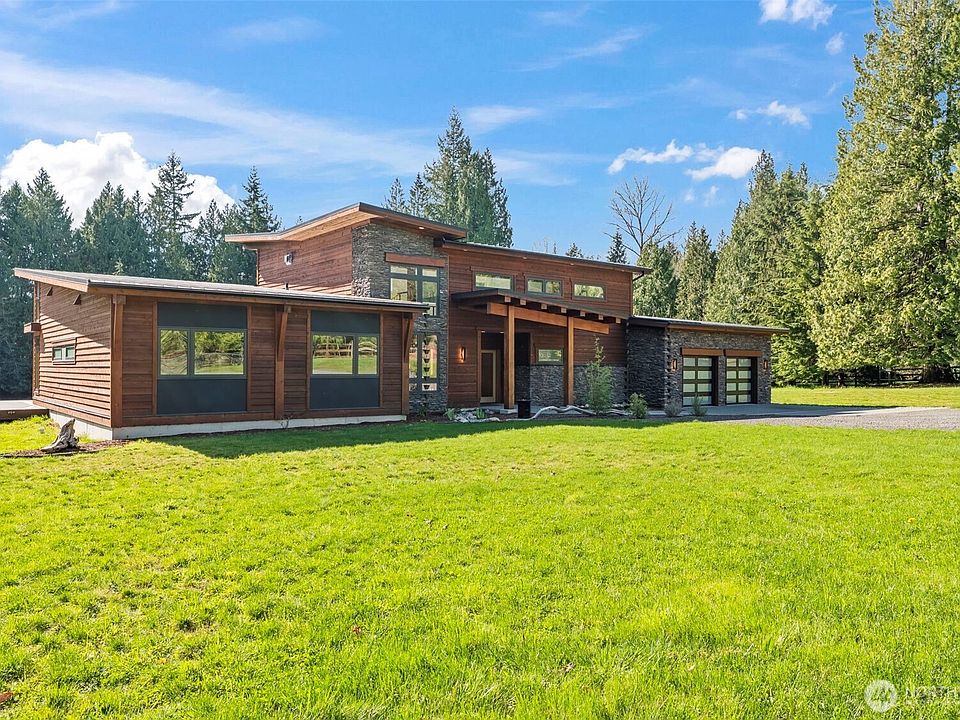 1st image of 23318 40th Drive NE