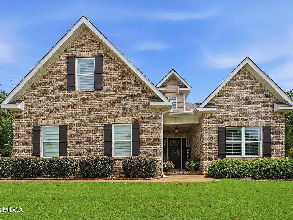1st image of 321 Willow Cove Ct