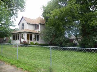 2707 Lafayette St, Waterloo, IA 50703