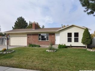 2860 W Lastrada Way, Riverton, UT 84065