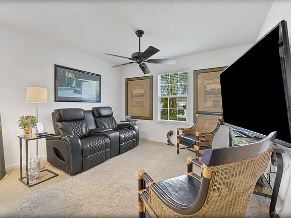 5th image of 77027 Hardwood Ct