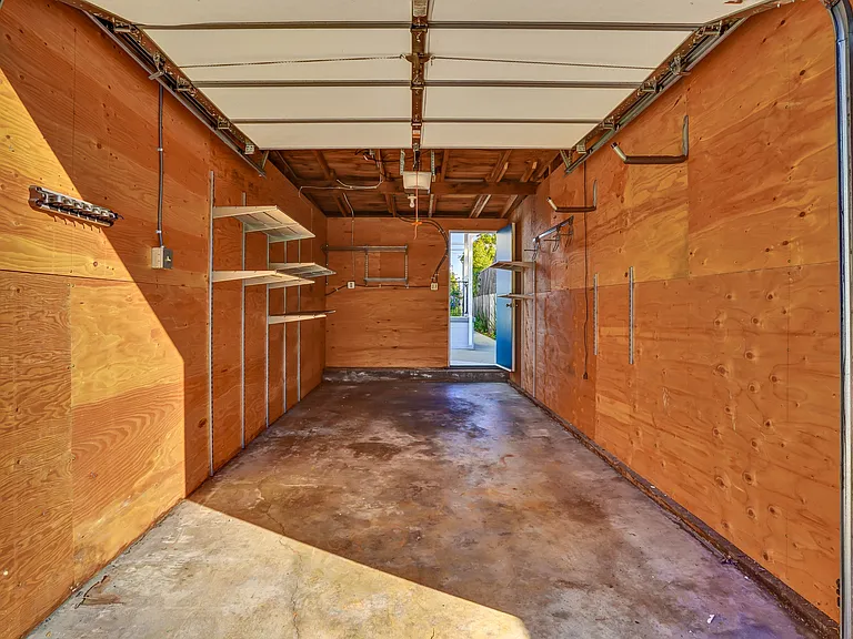 1311 Hopkins St #A — Photo 22