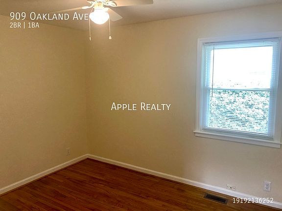 4th image of 909 Oakland Ave #A